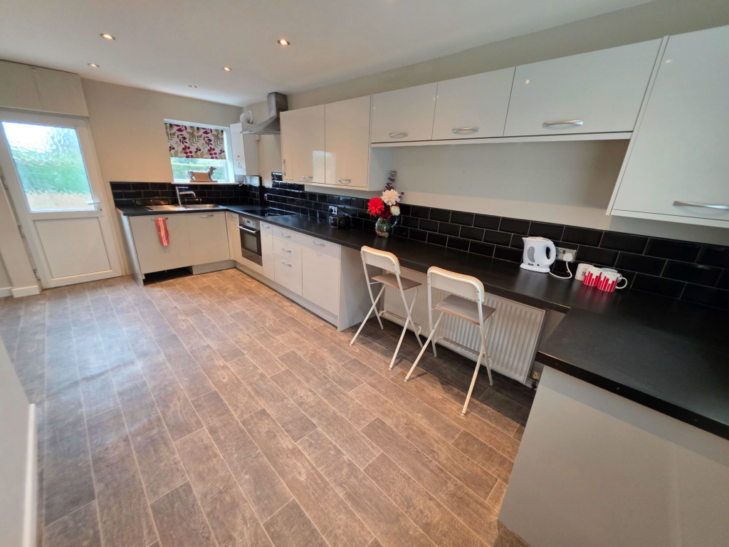 House in Nottingham - View 2