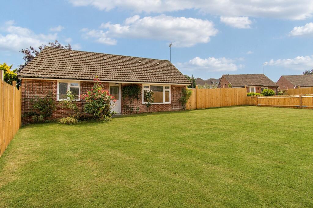 Main image of property: Hampton Road, Newbury, Berkshire, RG14