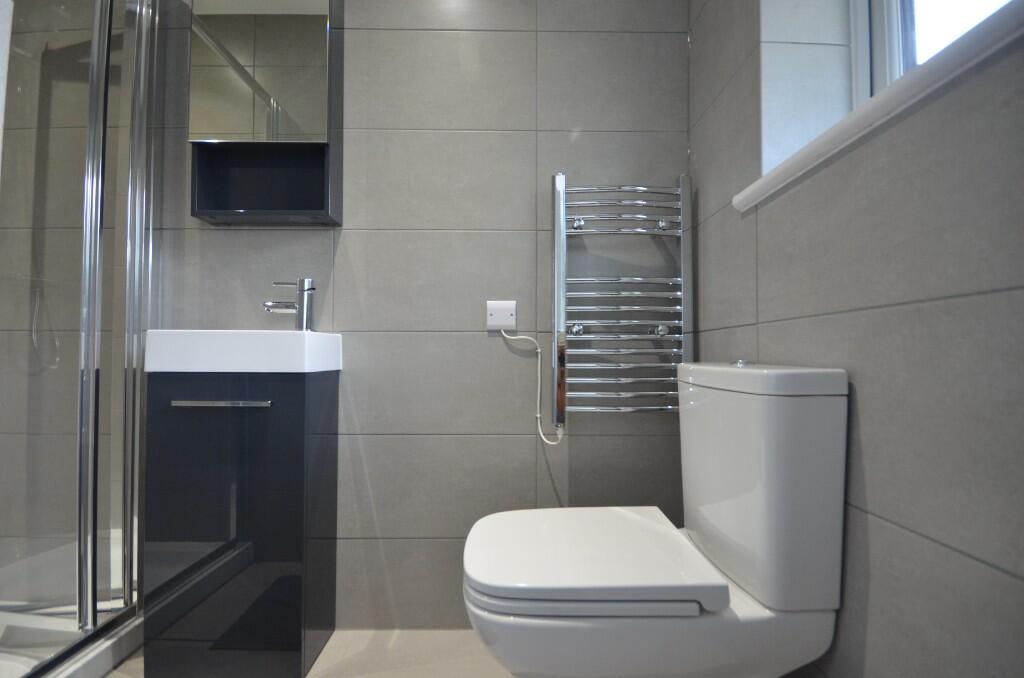 5 bedroom town house for rent