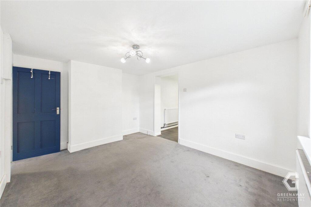 Apartment in Redhill - More