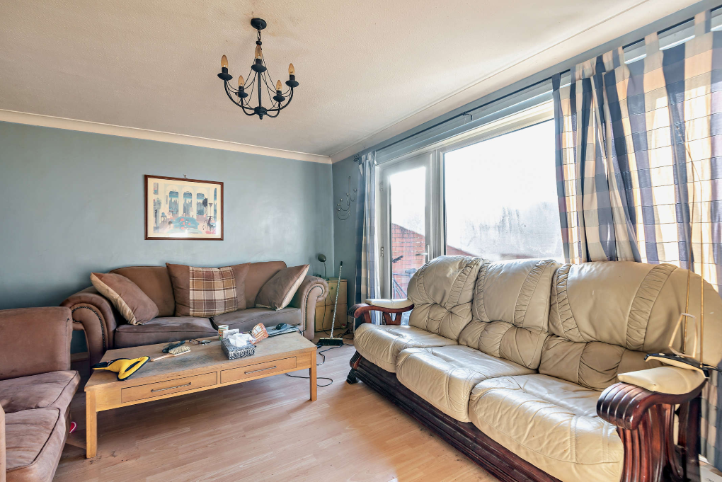 Bishopsfield Road, Fareham, Hampshire, PO14 - View 2