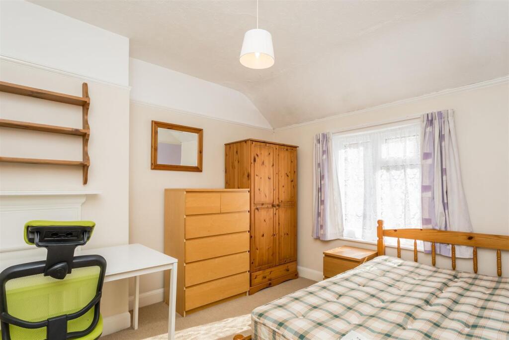 House in Brighton - View 5