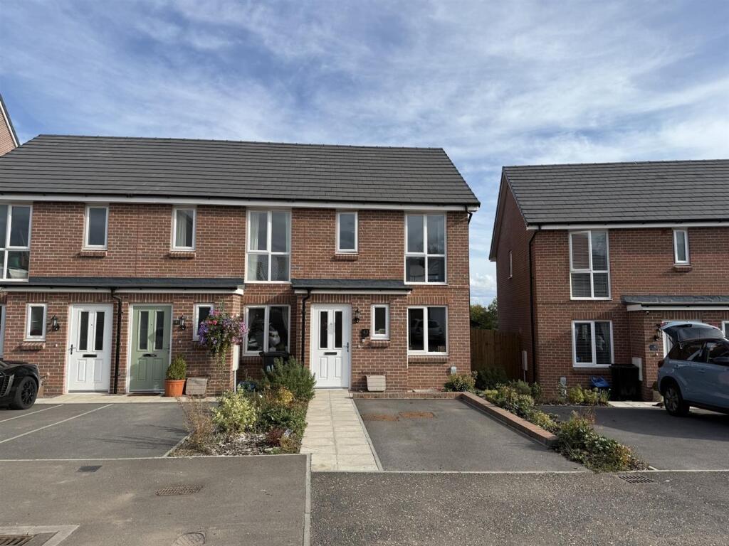 Main image of property: Buzzard Rise, Lydney