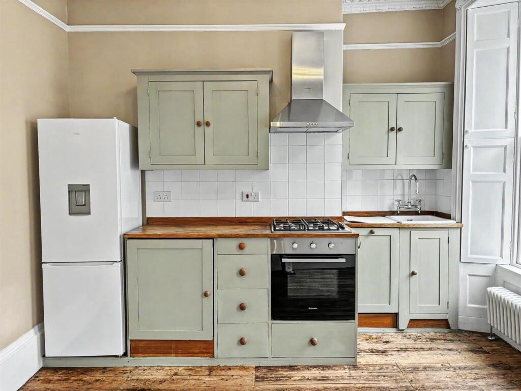 Apartment in Bath - More