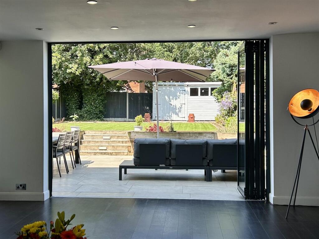 Foxlea Road, Halesowen - More