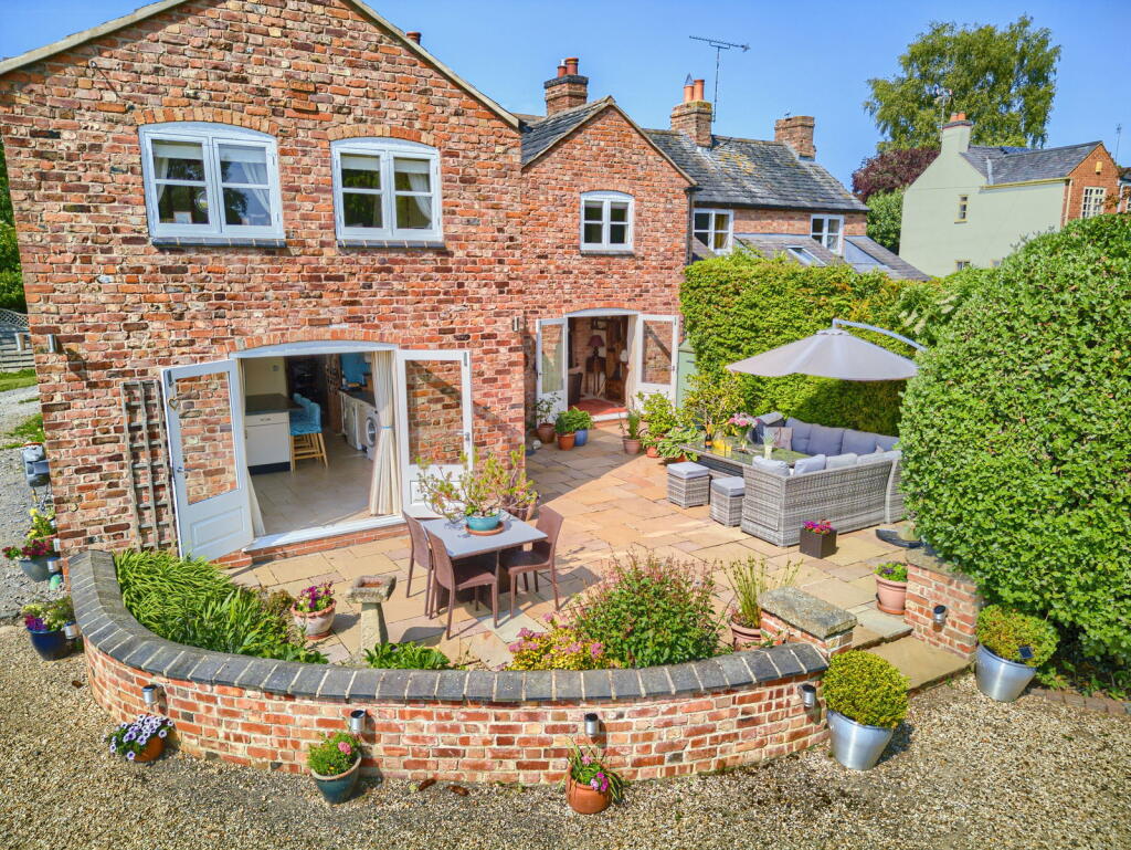 5 South Close, Arnesby, LE8 5WH photo 3