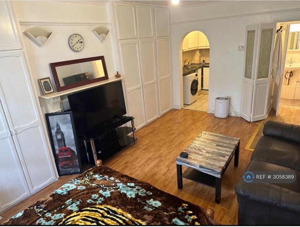 Apartment in Brighton, Brunswick - View 4