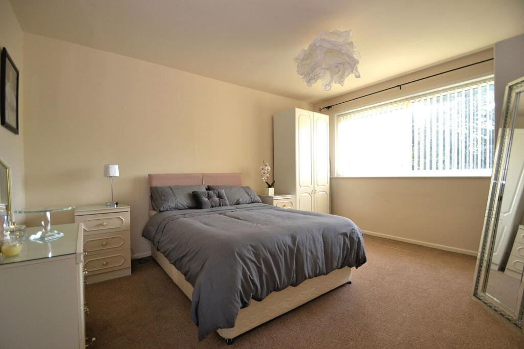 Apartment in Stockport - More