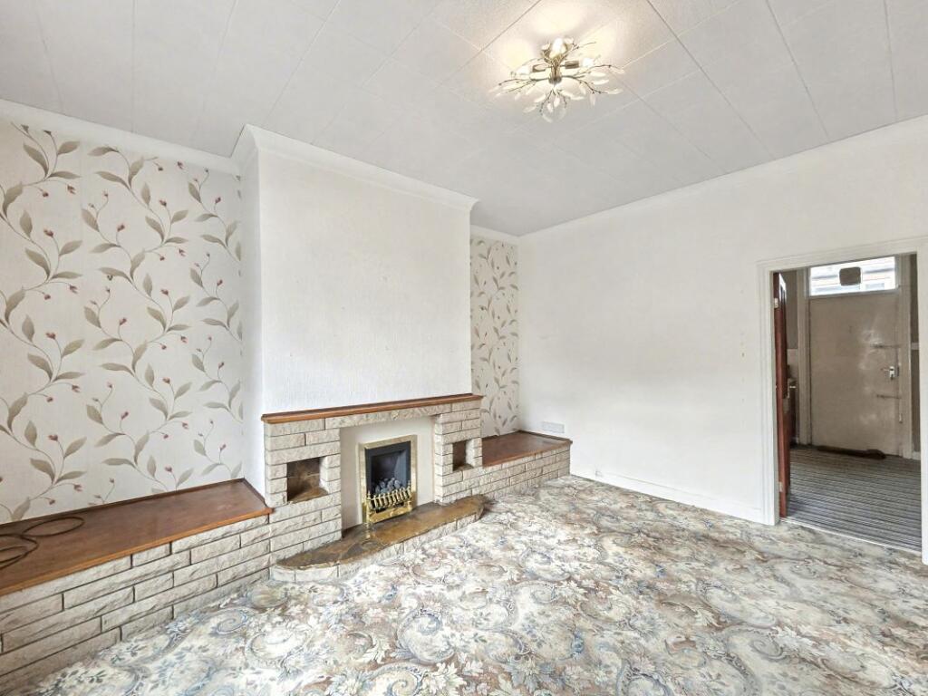 House in Oldham - View 3