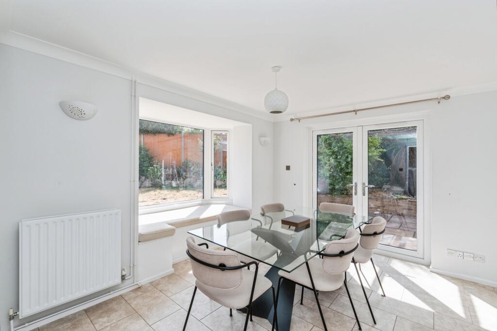 House in Southampton - View 5