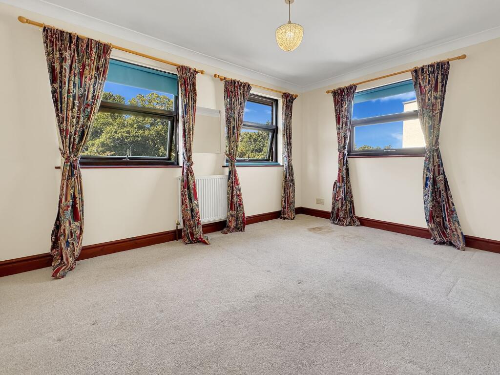 House in Cowes, Isle of Wight - View 5