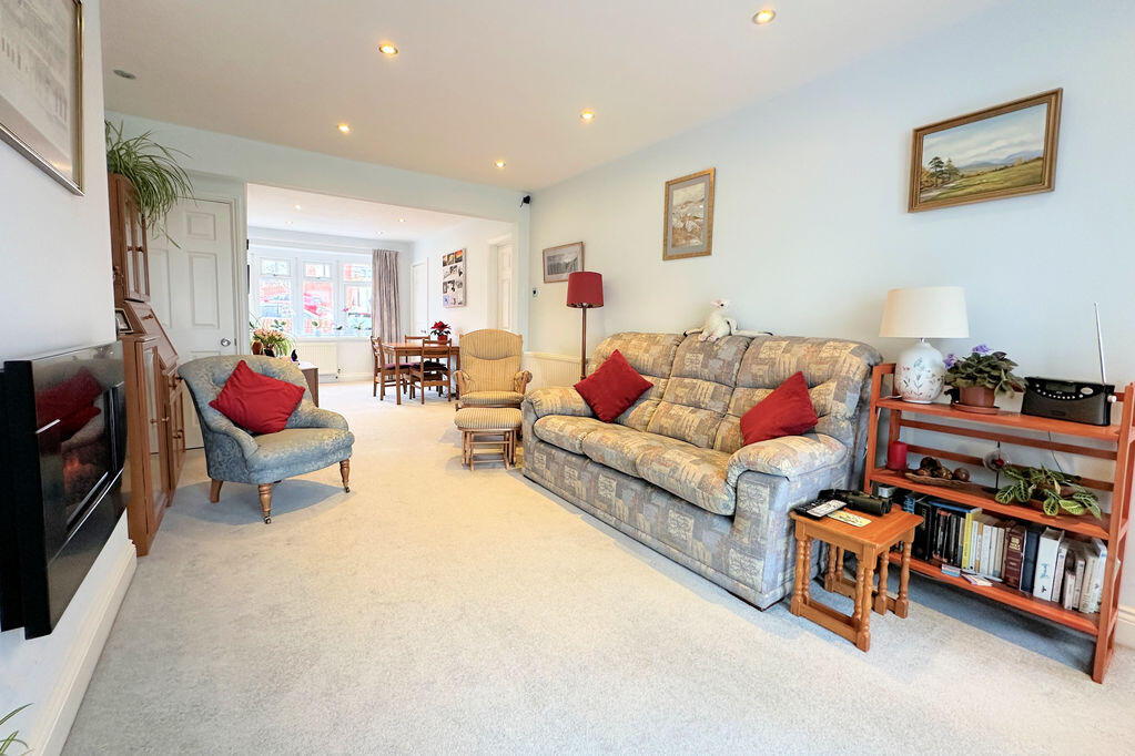 House in Fareham, Portchester - View 2