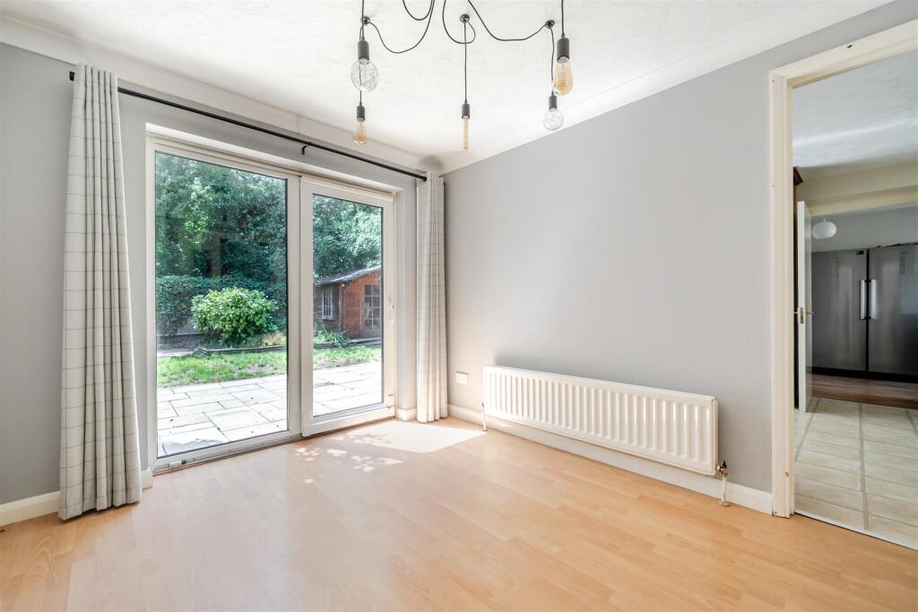 Carolina Place, Finchampstead, Berkshire, RG40 4PQ - More