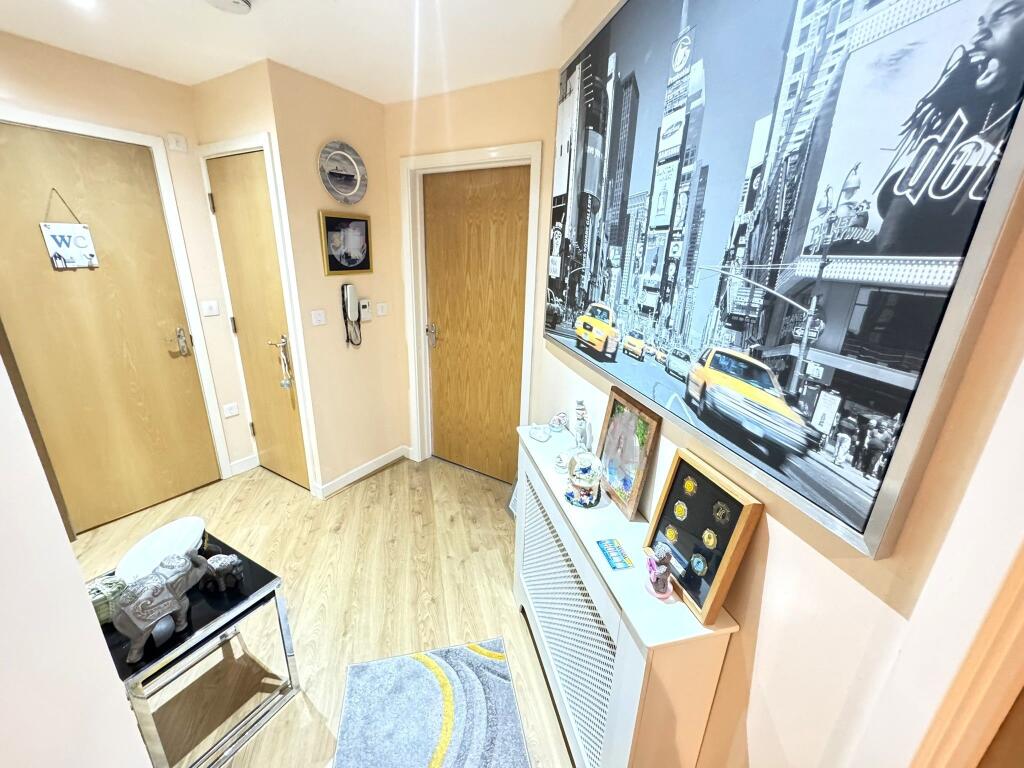 Apartment in Walsall, New Invention - More