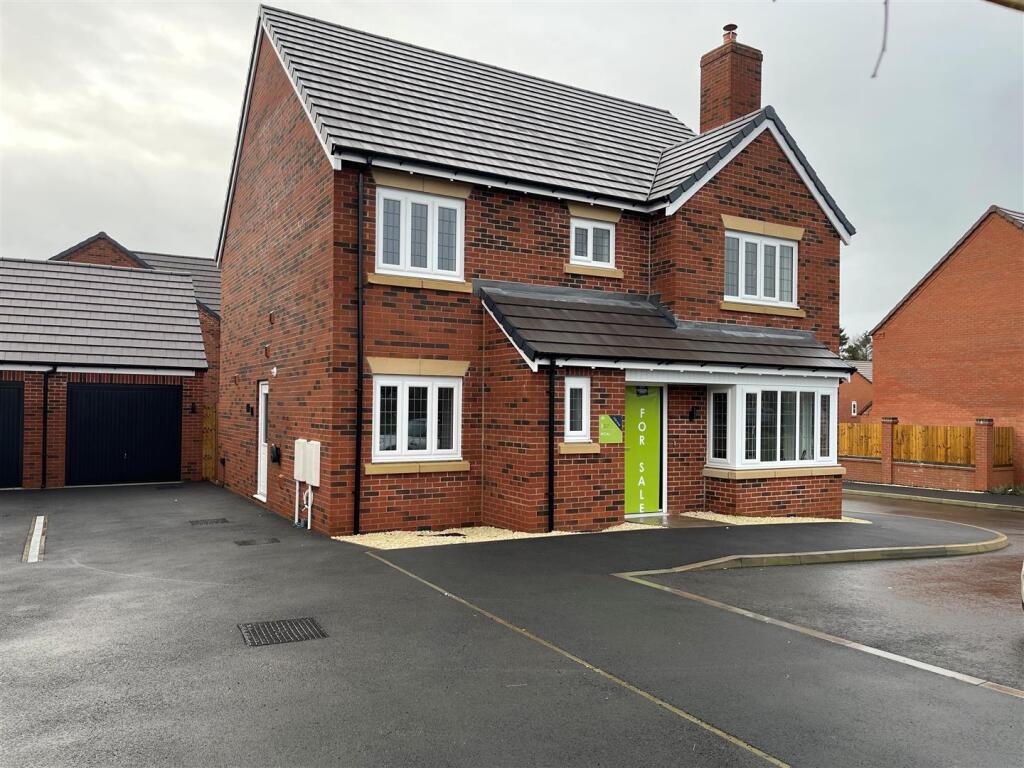 Main image of property: Forest Edge, Loggerheads