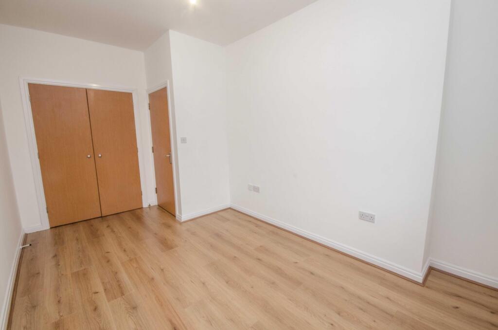 Apartment in Chester - More