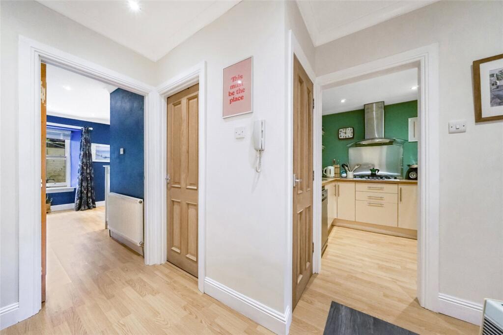 Apartment in Glasgow - View 5