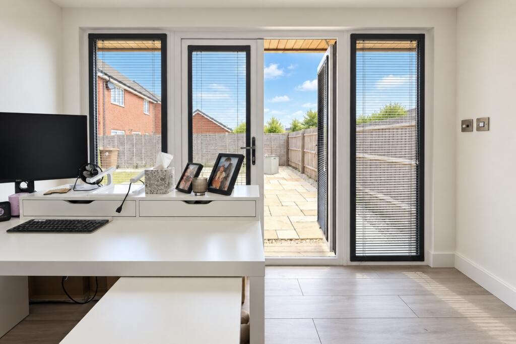 House in Wantage, Wellington Gate, Grove - View 3
