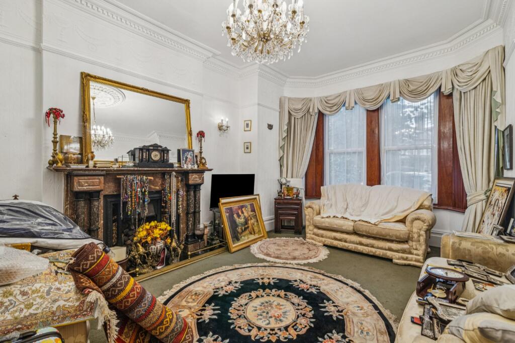 House in London, Strand-on-the-Green - View 4