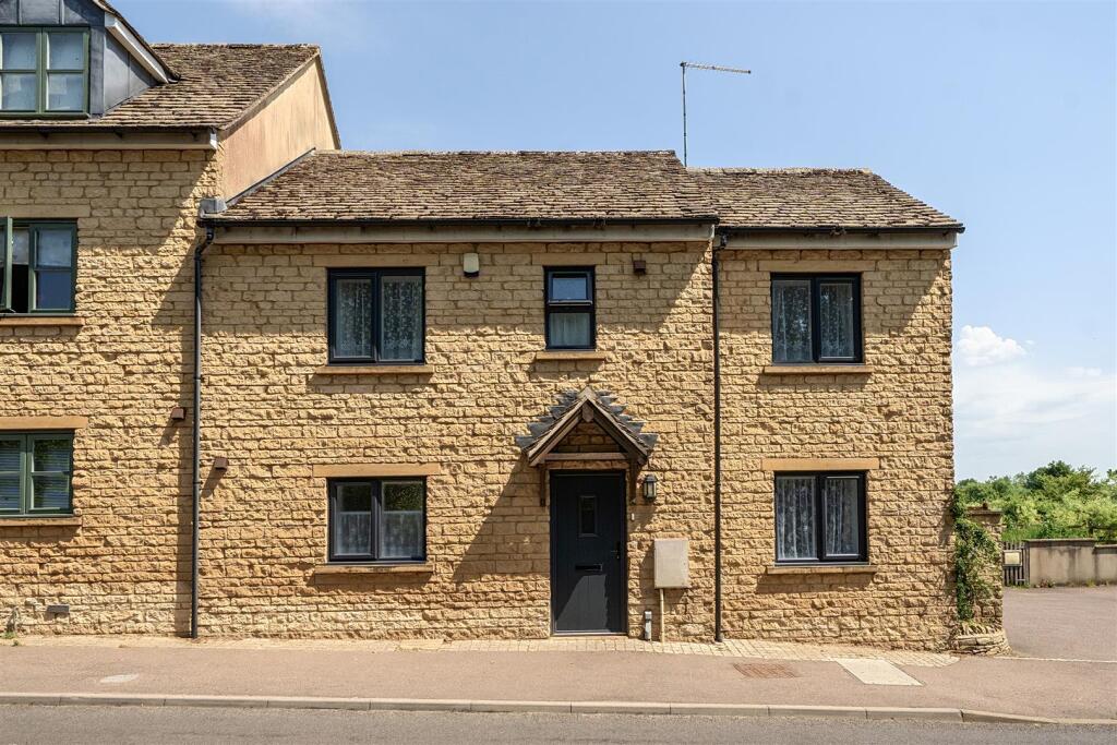 Main image of property: Burford Road, Chipping Norton
