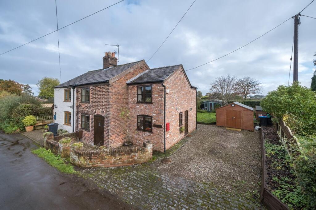 Main image of property: Gallowsclough Lane, Norley
