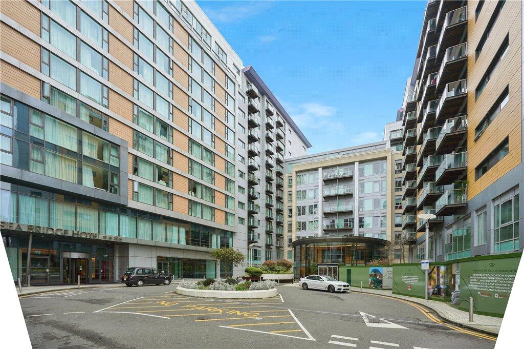 Main image of property: Queenstown Road, London, SW11