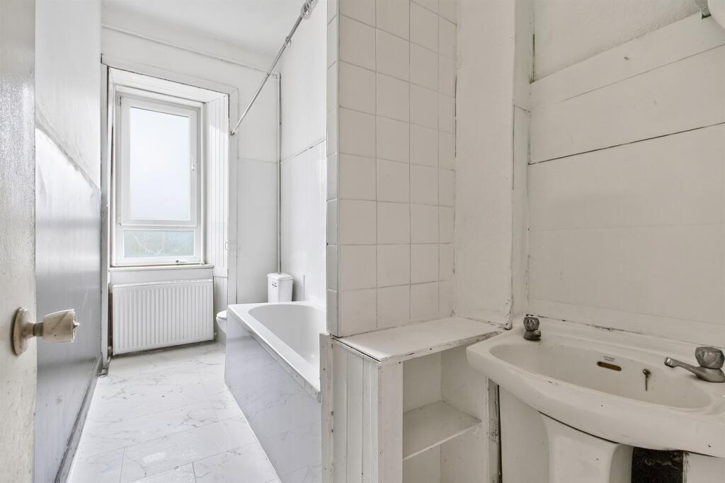 Apartment in Glasgow, Ibroxholm, Bellahouston - More