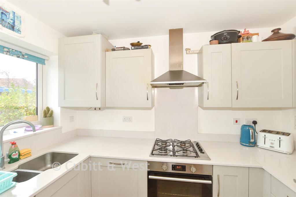Main image of property: Calvert Link, Faygate, Horsham, West Sussex