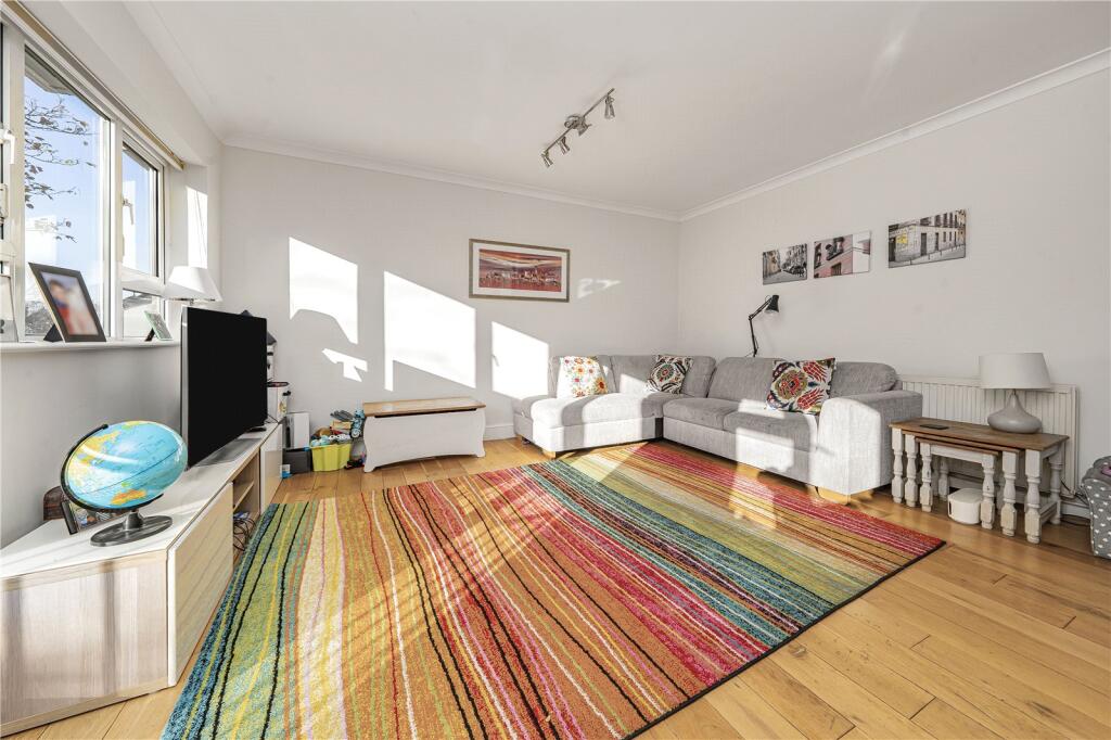 2 bedroom apartment for sale in Peldon Court, Richmond, TW9