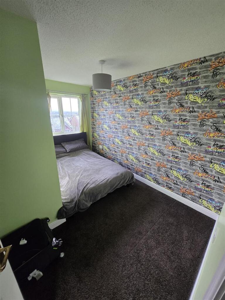 Additional image 13 of Chartwell Drive, Bradford