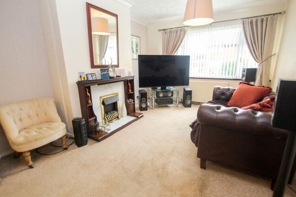 House in Rochdale, Clough - More