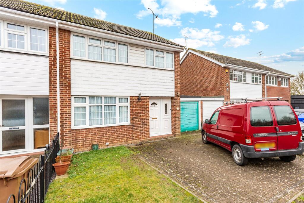 Main image of property: Knapton Close, Chelmsford, Essex, CM1