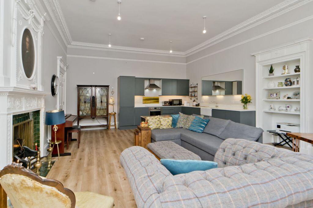 Apartment in Edinburgh, The Scottish Borders - View 4