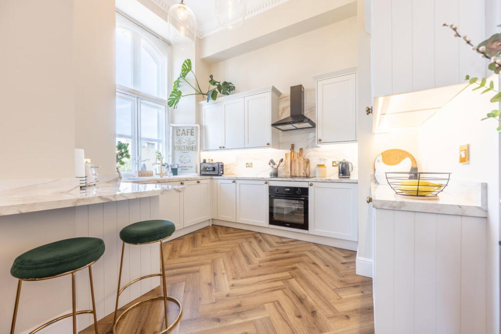 Apartment in Southampton - View 2