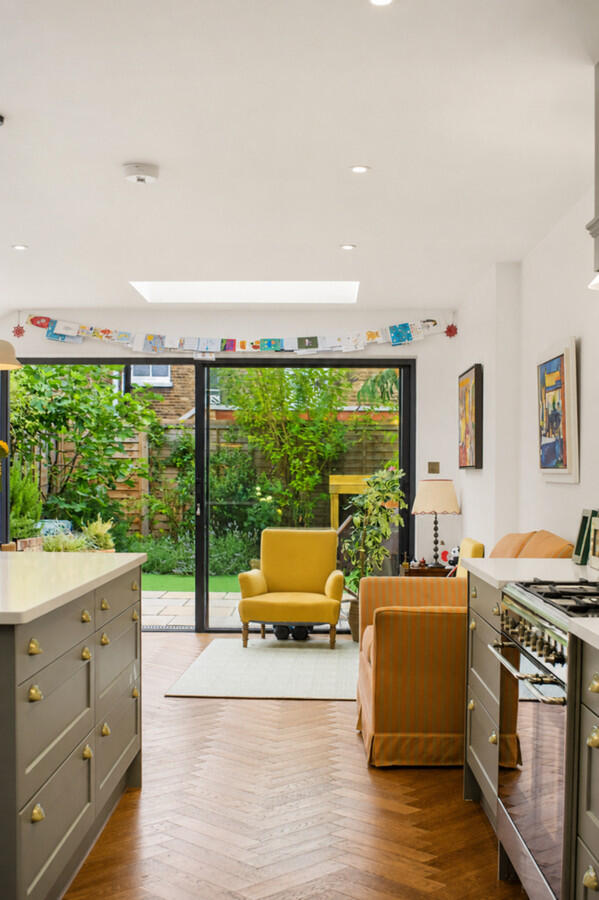 House in London, Queen's Park - View 5