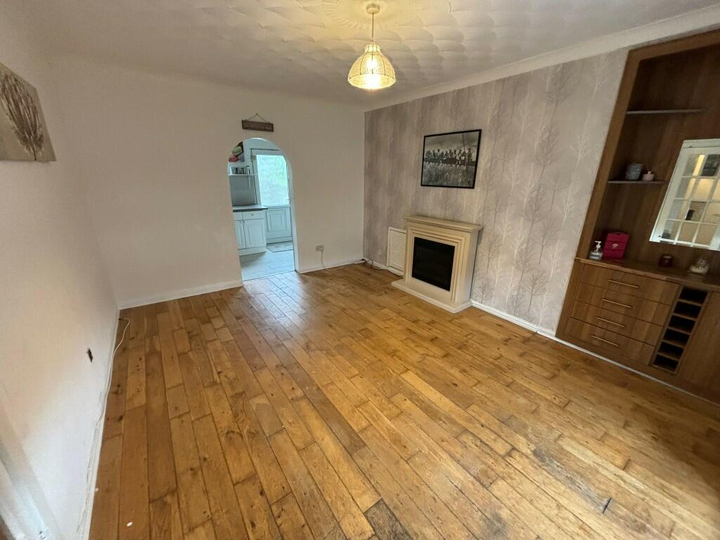 Apartment in Airdrie, Thrashbush - View 3