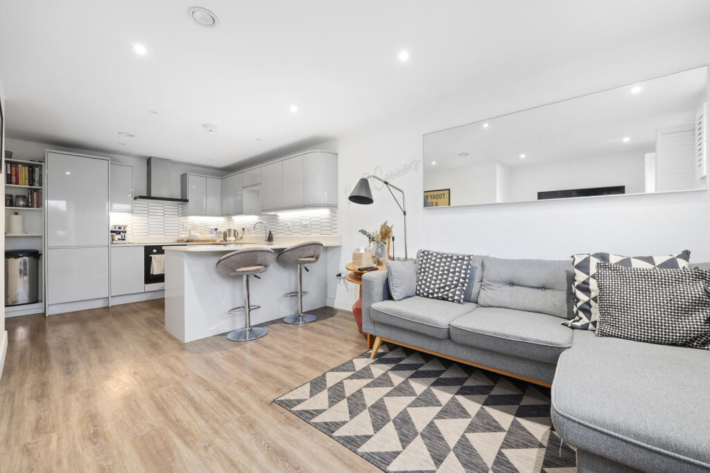 Main image of property: Cadogan Terrace, on Victoria Park, E9