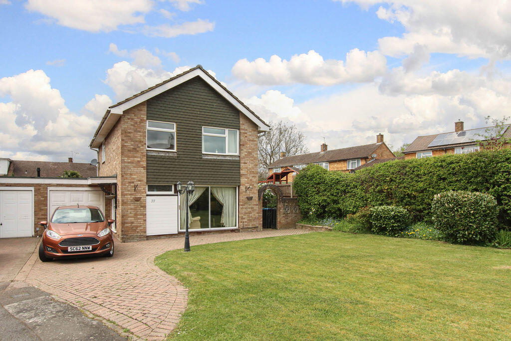 Main image of property: Branksome Close, Hemel Hempstead