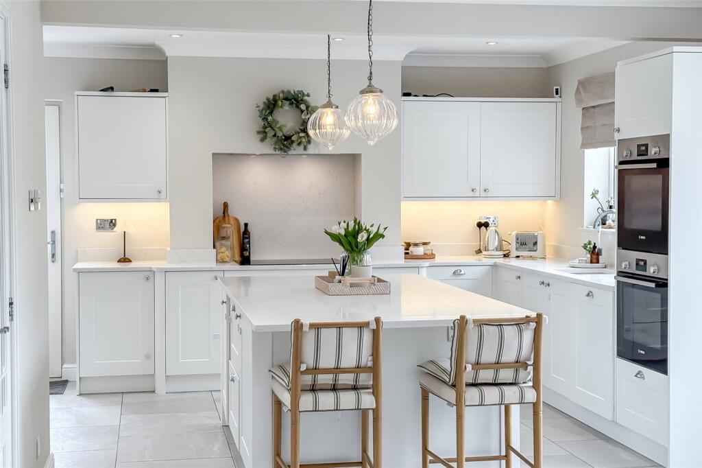 Additional image 15 of Lower Luton Road, Wheathampstead, Hertfordshire, AL4