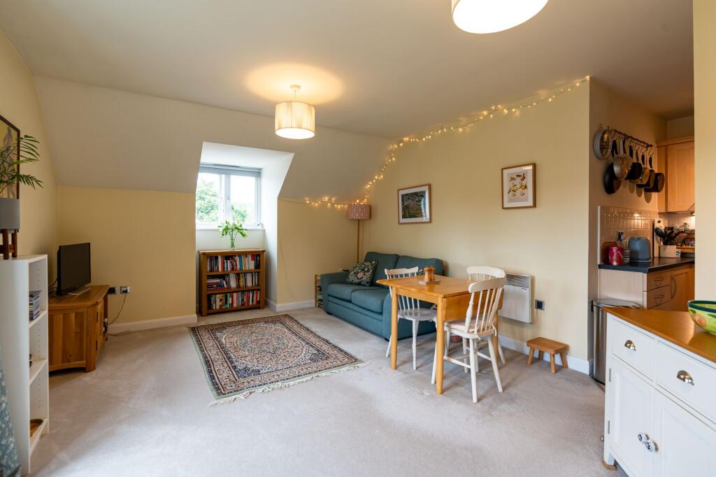 Apartment in Oxford, Cold Harbour, South Oxford - View 5