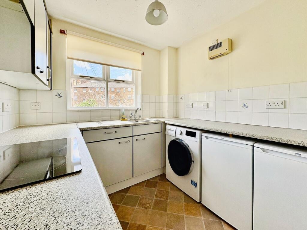 Apartment in Chelmsford - More