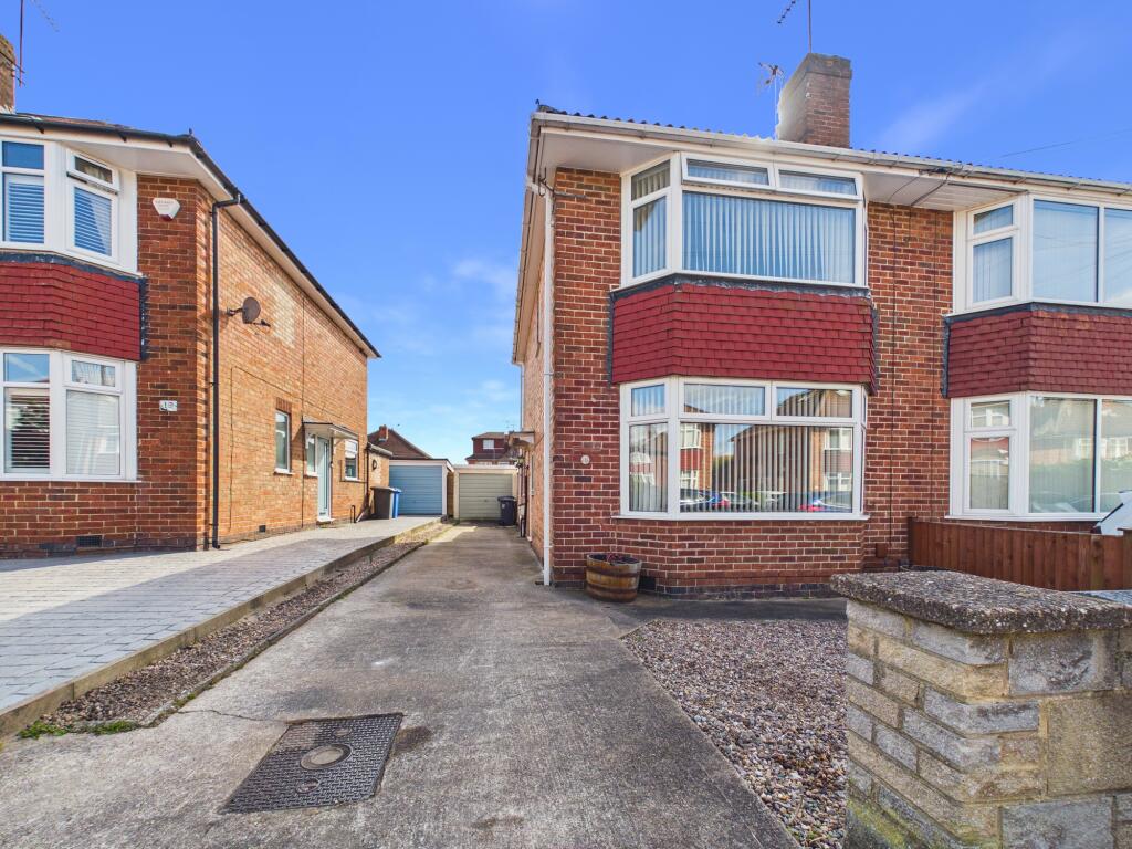 3-bed semi-detached on Bonsall Avenue, Littleover, £220,000