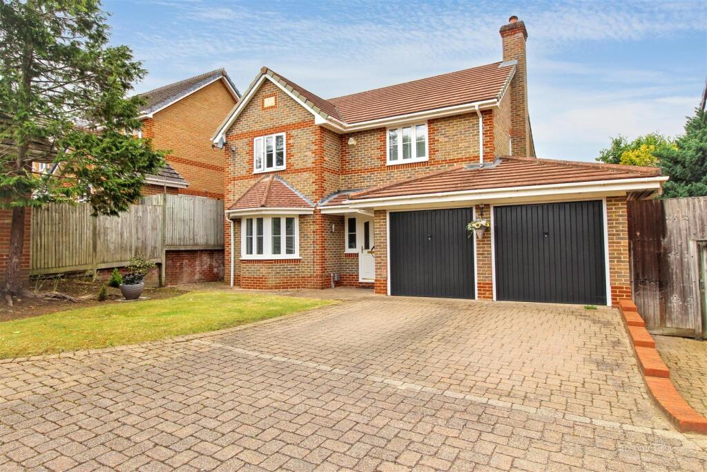 Main image of property: Roebuck Rise, Tilehurst, Reading