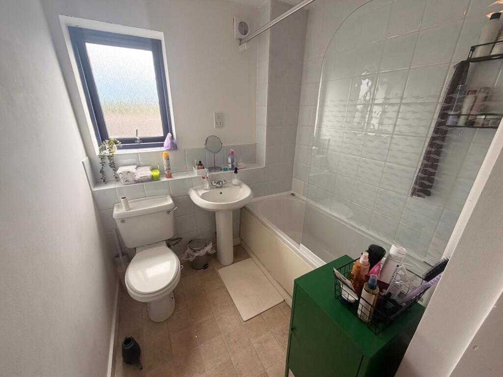 Apartment in Manchester - More
