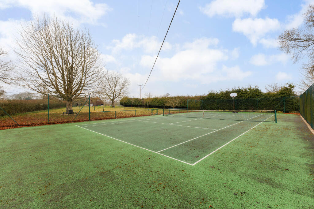 House in Basingstoke and Deane, Ashford Hill with Headley - View 4