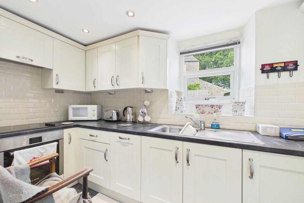 House in Lancaster - View 4