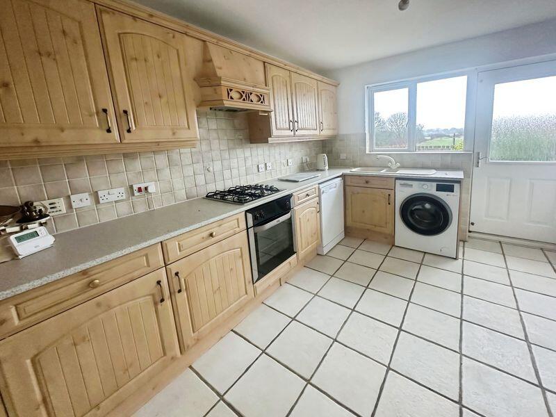 Shire Farm Grove, Ashington photo 2