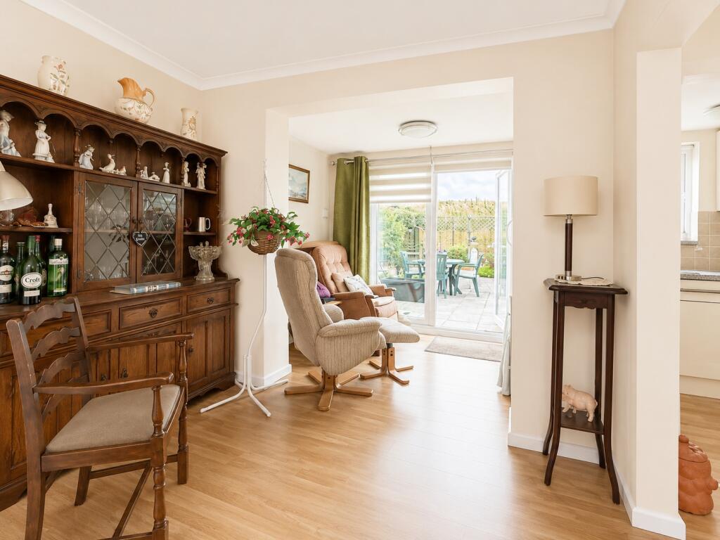House in Lincoln - View 5