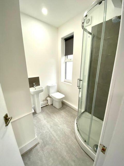 Apartment in Sheffield - View 4