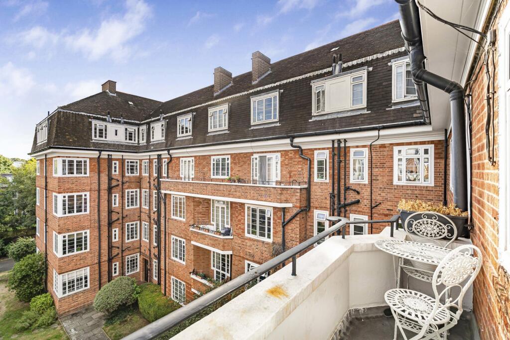 Apartment in London, Grove Park - View 5
